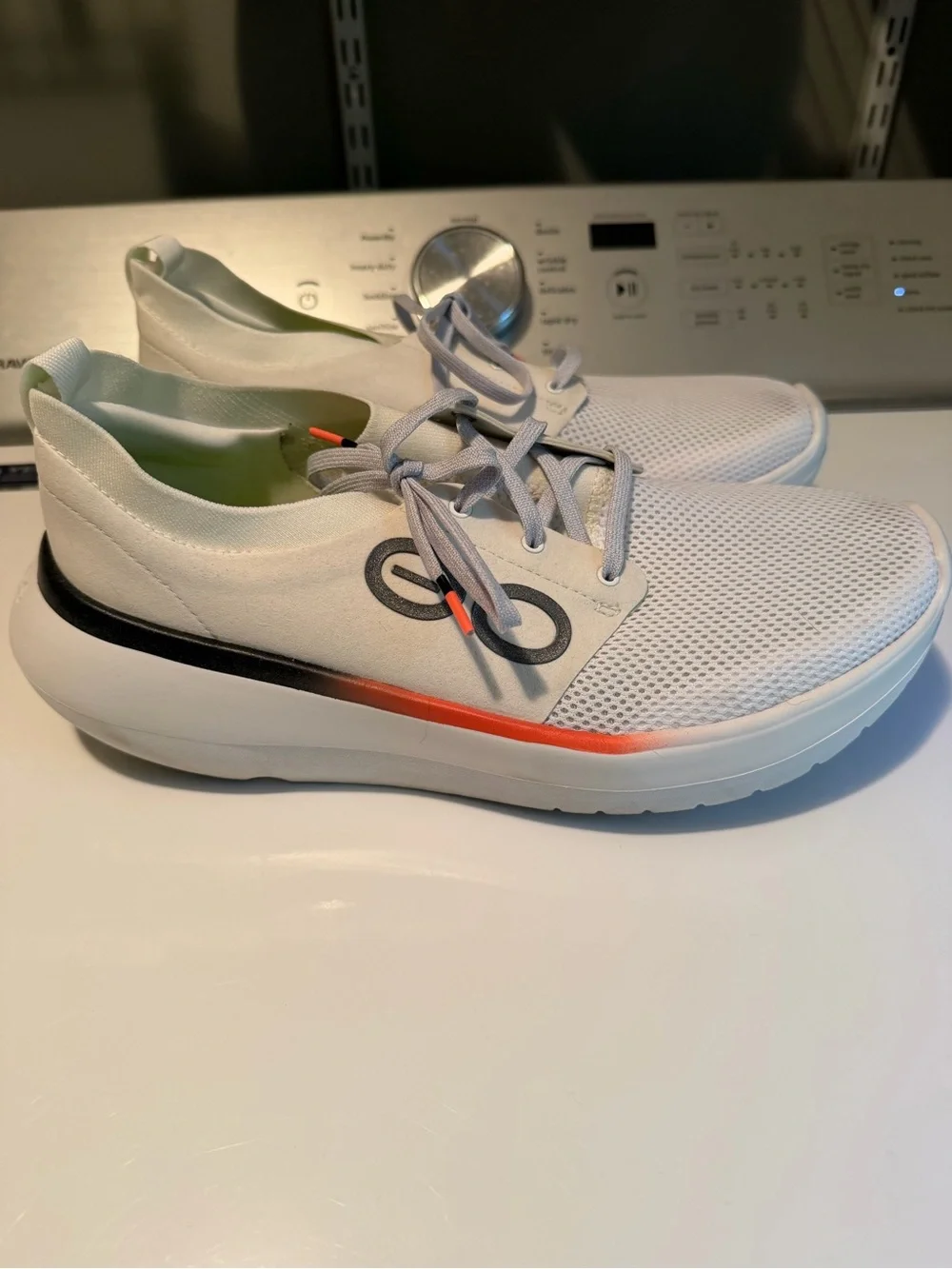 OOFOS White Mesh Sneakers with Black and Orange Accent